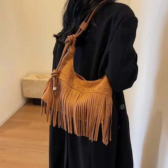 Fringed Western Tan PU Leather Shoulder Bag - Picture 2 of 5